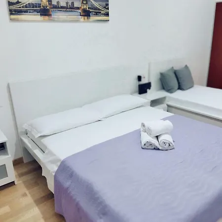 Casa Vacanze All'arco Di Riccardo Apartment Triest