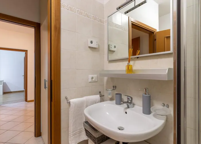 Casa Vacanze All'arco Di Riccardo * Τεργέστη