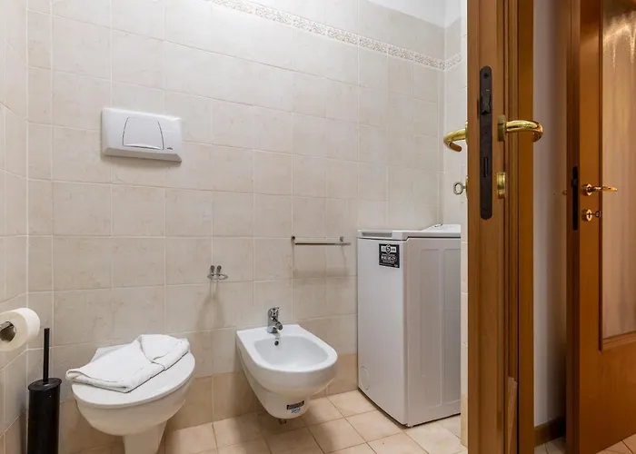 Casa Vacanze All'arco Di Riccardo * Τεργέστη